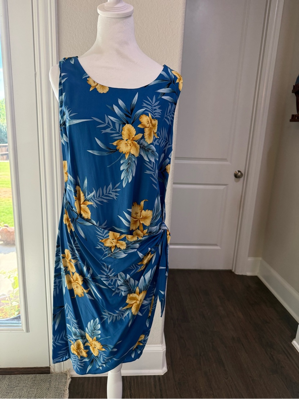 Sleeveless Blue Floral Dress with Yellow Hibiscus size L